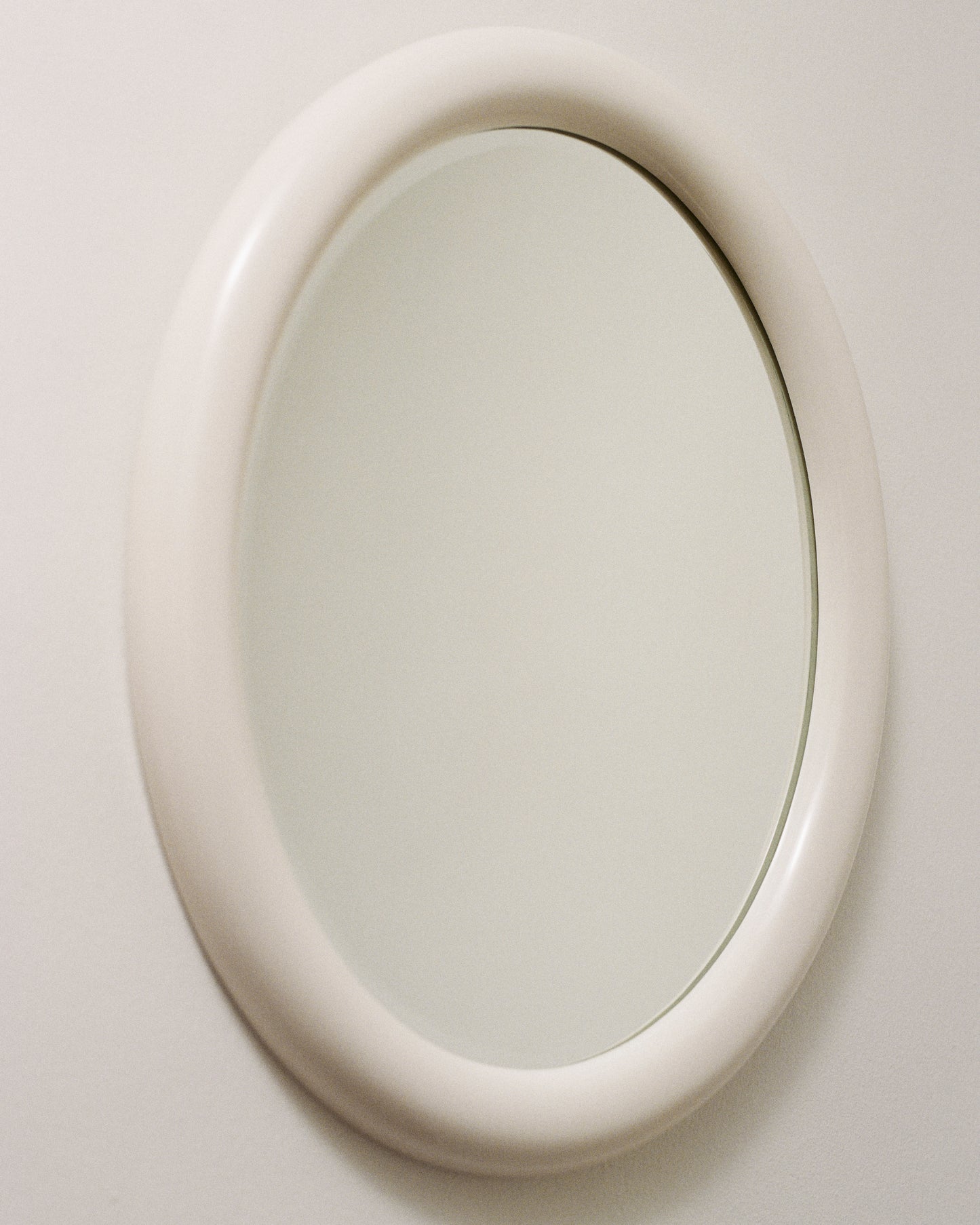 Oval Lacquer Mirror